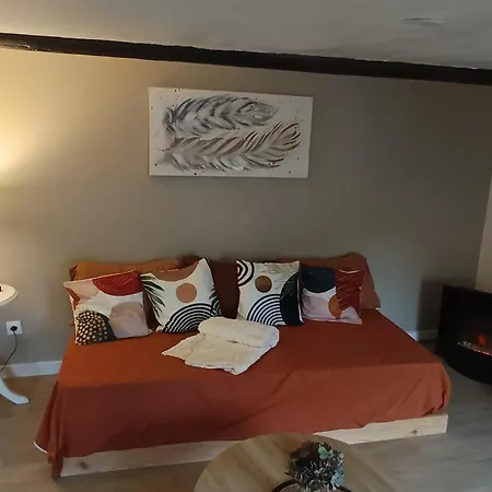 A1 Champagne - 200 M2 14 Personnes 2 Toilets 4 Showers - Hyper Centre - En Champagne Chalons-en-Champagne