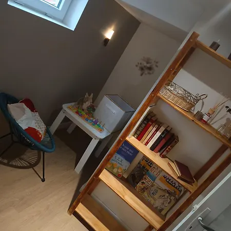 A1 Champagne - 200 M2 14 Personnes 2 Toilets 4 Showers - Hyper Centre - En Champagne Holiday home Chalons-en-Champagne