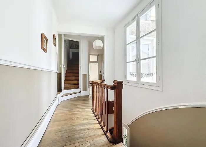 Feriehus A1 Champagne - 200 M2 14 Personnes 2 Toilets 4 Showers - Hyper Centre - En Champagne