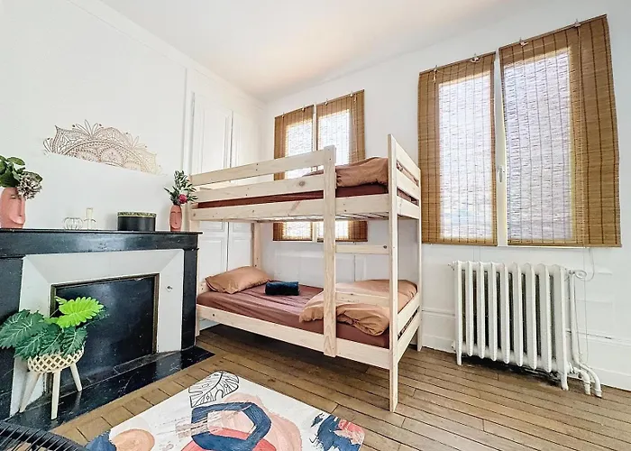 A1 Champagne - 200 M2 14 Personnes 2 Toilets 4 Showers - Hyper Centre - En Champagne Feriehus Châlons-en-Champagne