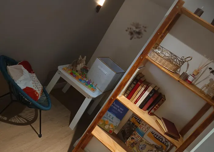 A1 Champagne - 200 M2 14 Personnes 2 Toilets 4 Showers - Hyper Centre - En Champagne Feriehus Châlons-en-Champagne